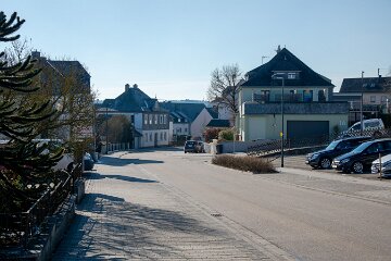 _9HW9647