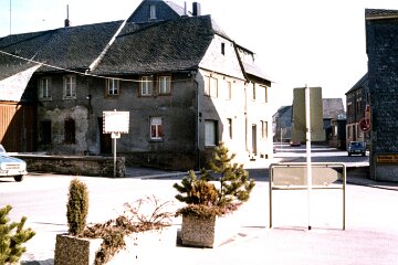 Hauptstrasse Buettner01_02